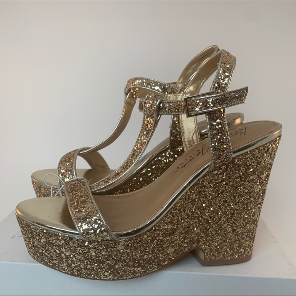 Mark & James Badgley Mischka Gold Glitter Wedge